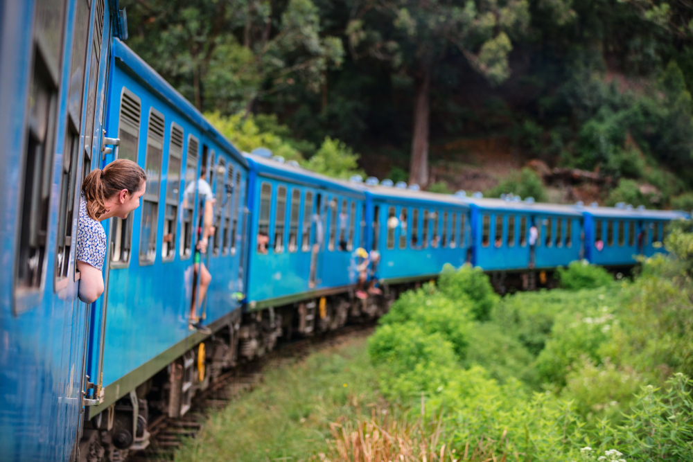 Train rides in Sri Lanka are a lot of fun!