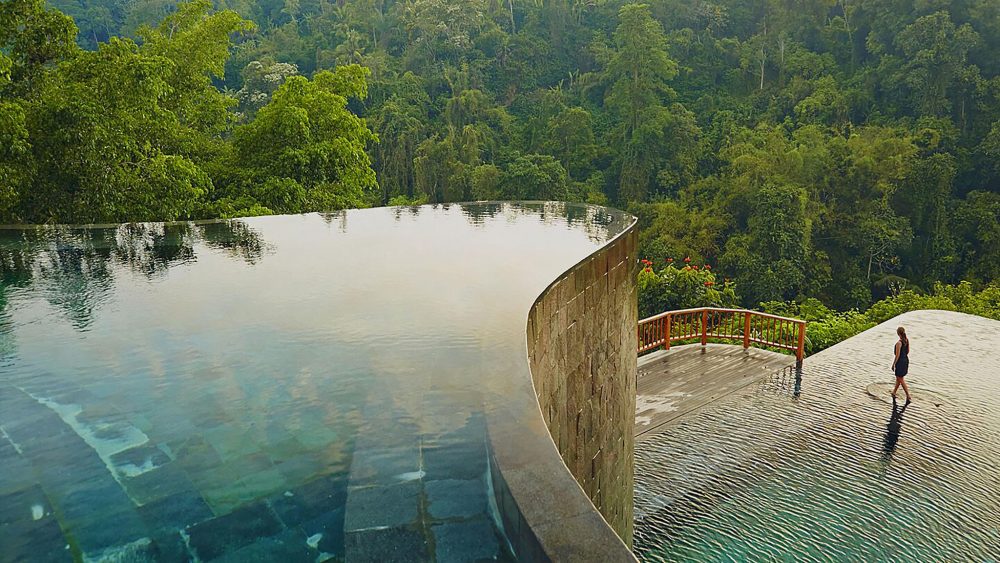 The Hanging Gardens of Bali Spa in Ubud is surrounded by lush greenery. 