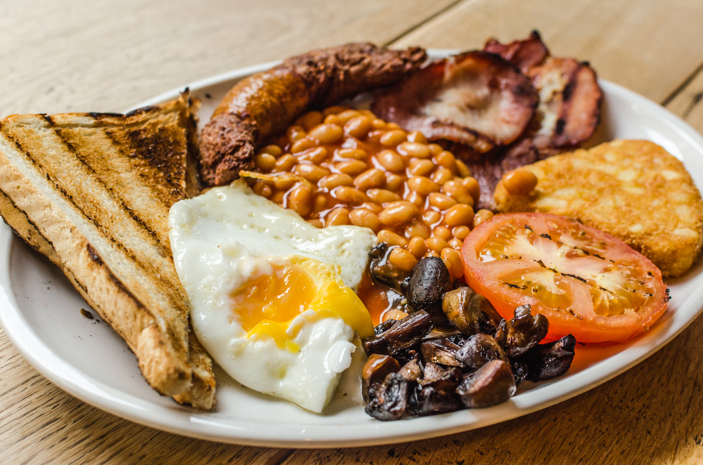 English Breakfast - One of the many iconic meals you can easily find around the Colombo area