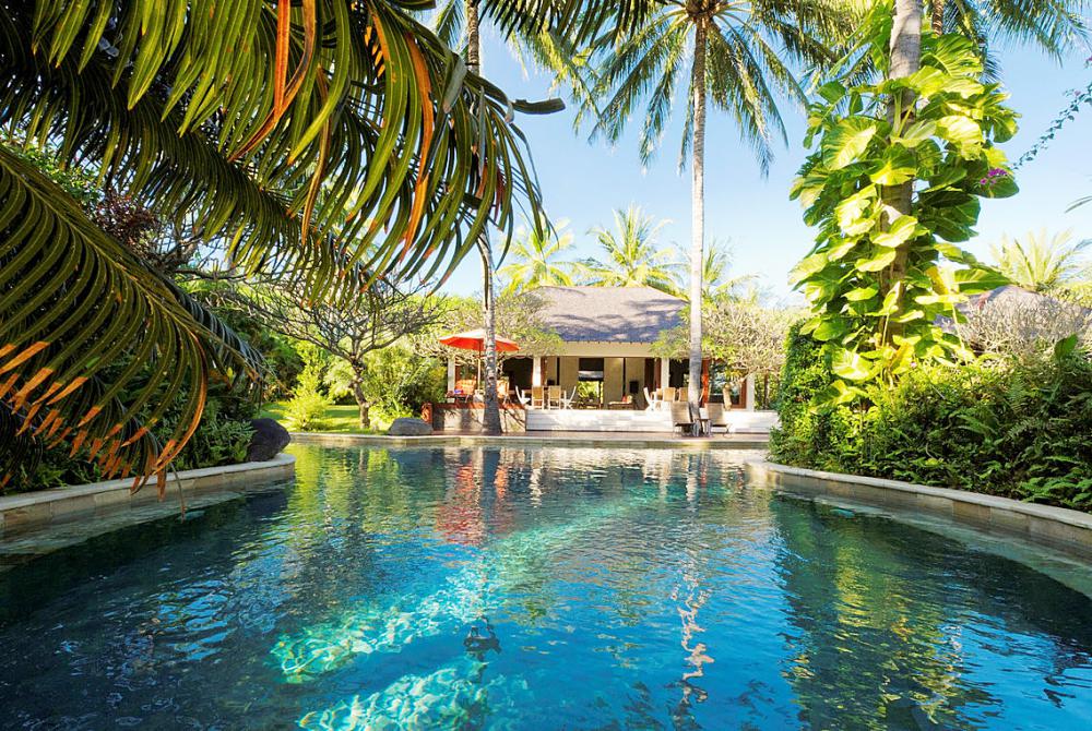 Enjoy luxury at the bossom of nature in the Anandita Villa