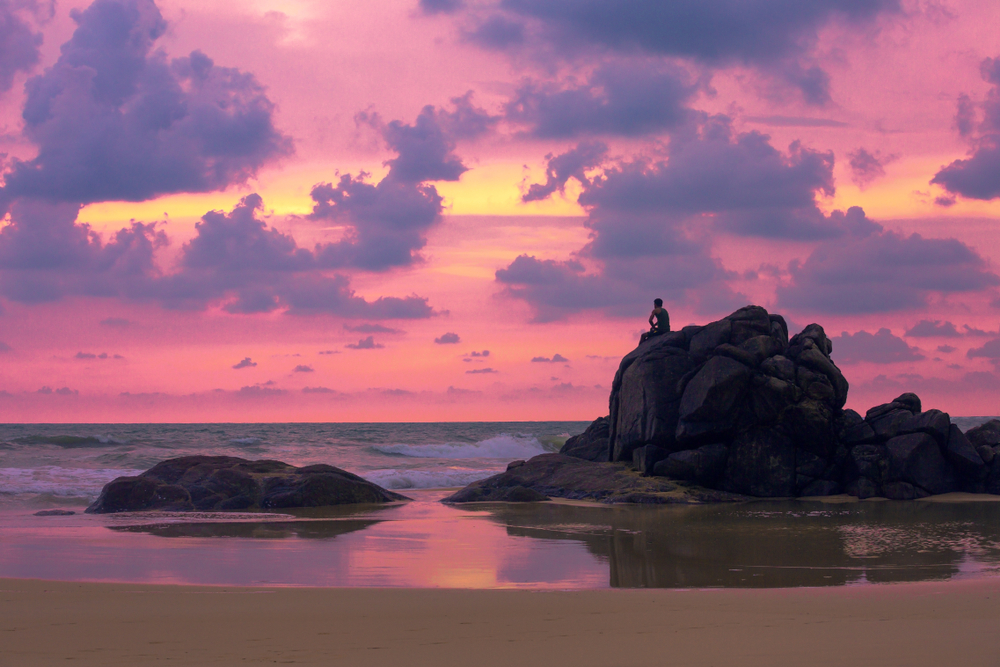 The Bentota Beach will literally blow your mind away with its beauty 