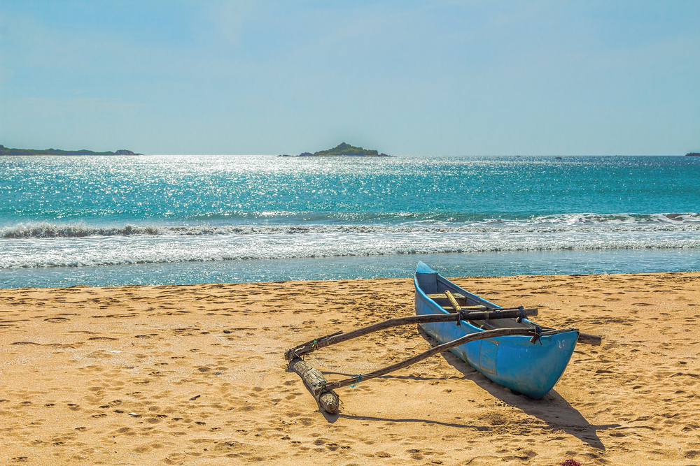 The serene waters of Nilaveli make up a perfect romantic honeymoon spot in Sri Lanka