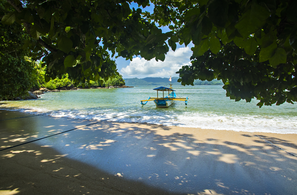 Pasir Putih 'hidden' beach is a must-see in Candidasa.