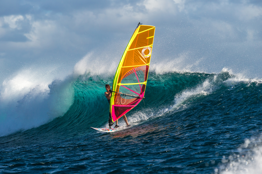 Sri Lanka has some awesome places for windsurfing and kitesurfing.